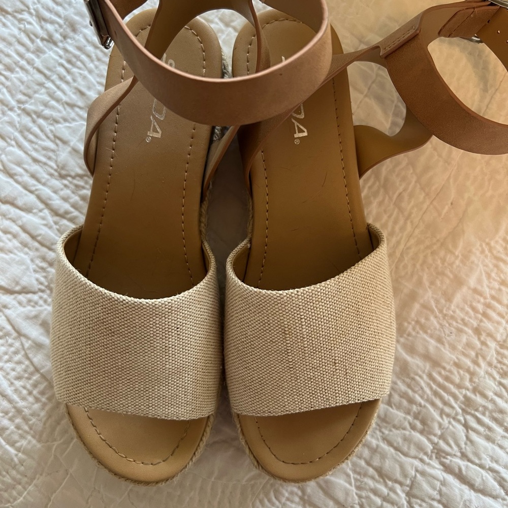 Soda Platform Sandals